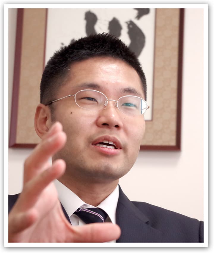 弁護士法人心　代表弁護士　西尾　有司　様